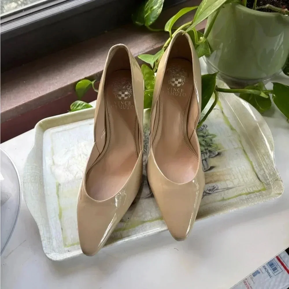 Vince Camuto Tan Pumps 8
